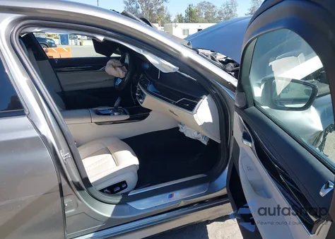 2021 BMW 740I из США, поврежденный, VIN WBA7T2C0XMCF05139